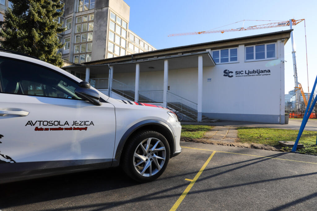 Razpis za delovno mesto ravnatelja SŠLT