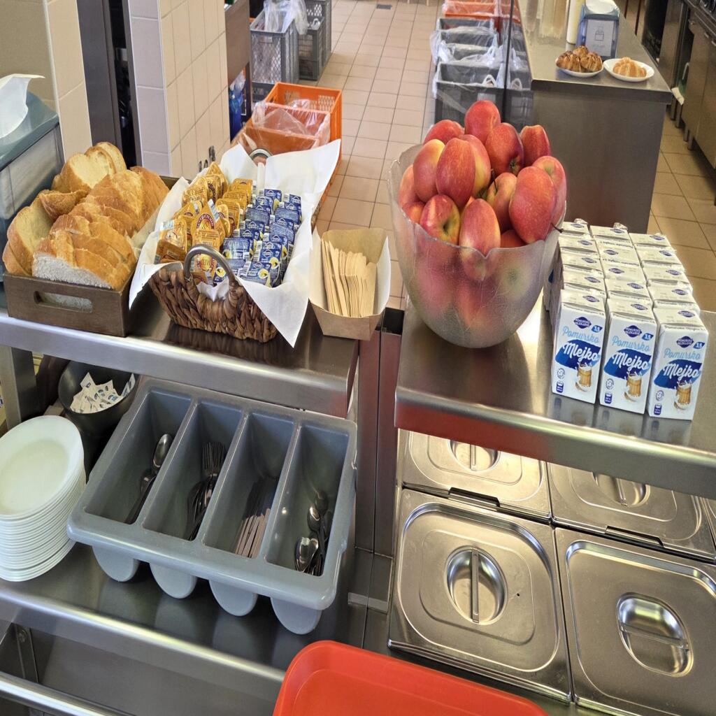 Tradicionalni slovenski zajtrk